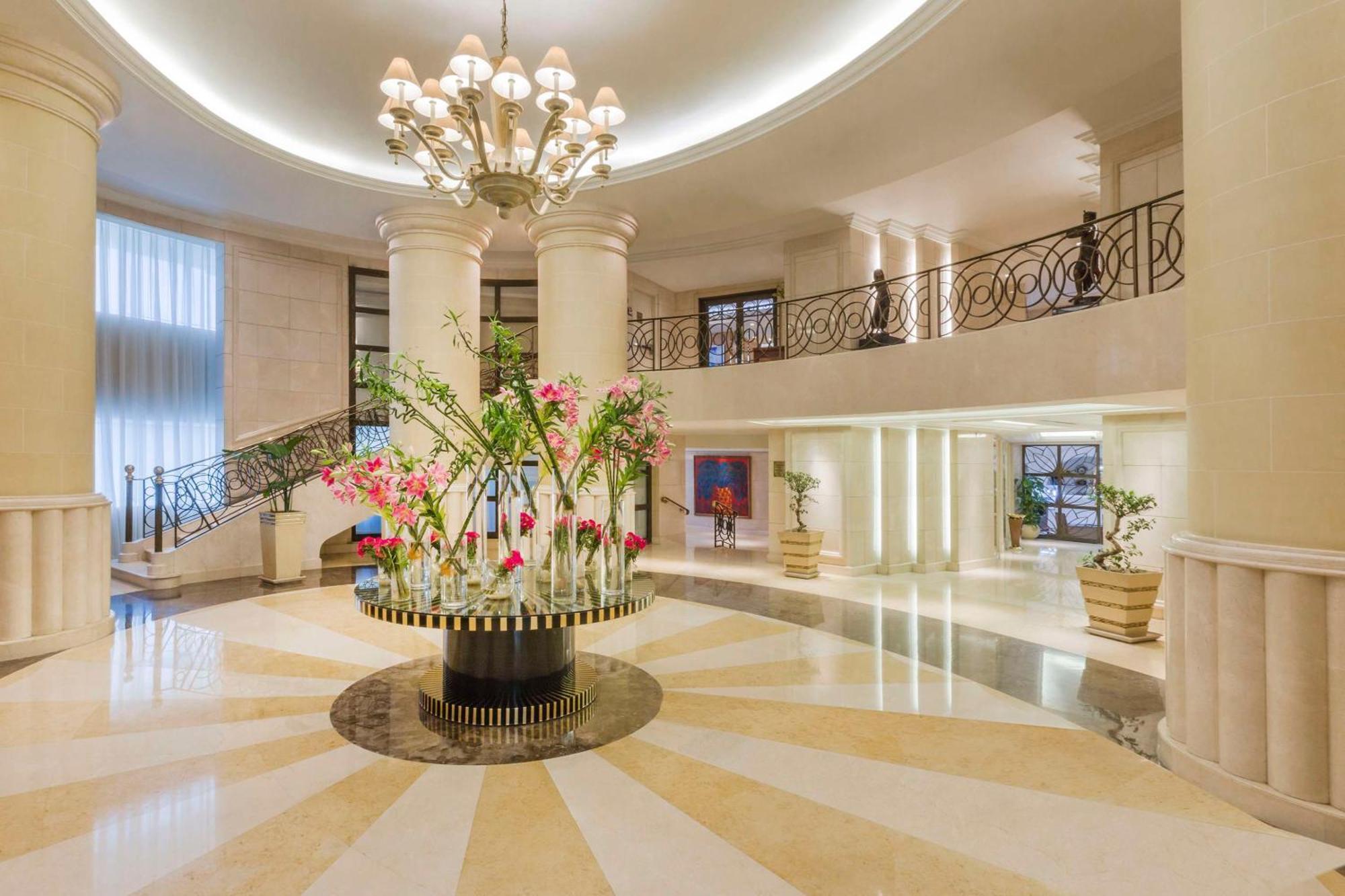 Kempinski Nile Hotel, Kairo Bagian luar foto Lobby
